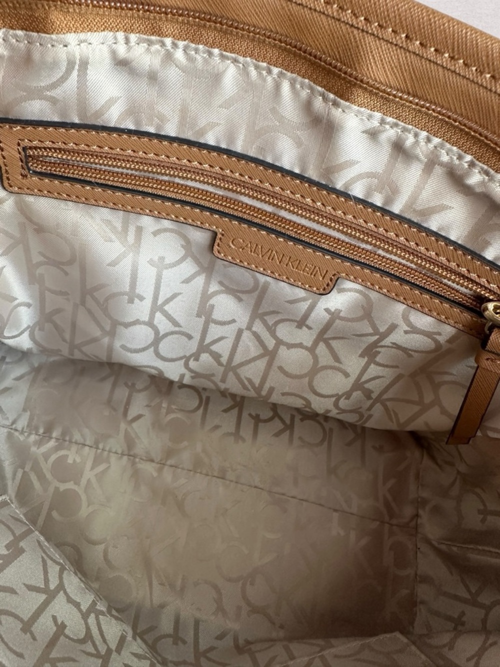 Calvin Klein White Multicolor Logo Tote with Brown Trim - Picture 7 of 8